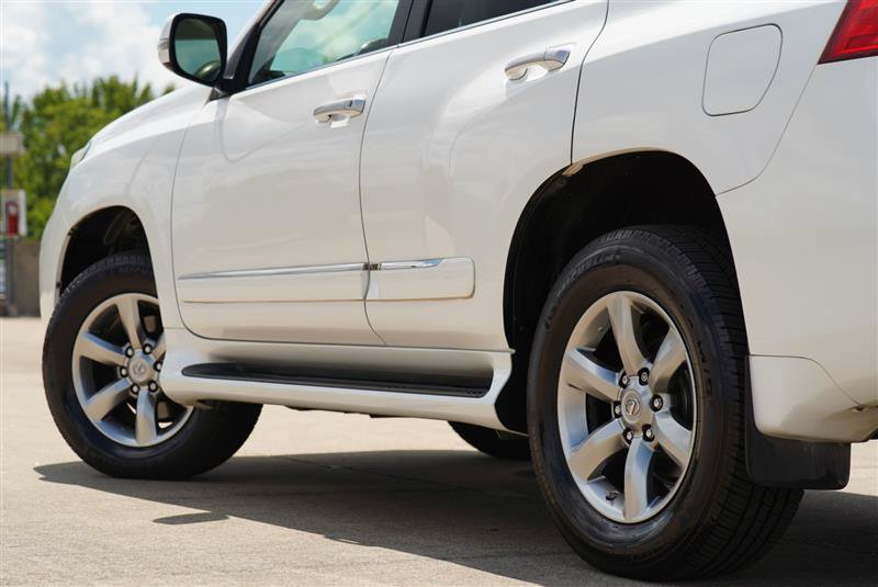 Used 2013 Lexus GX 460 Premium AWD/4WD image 18