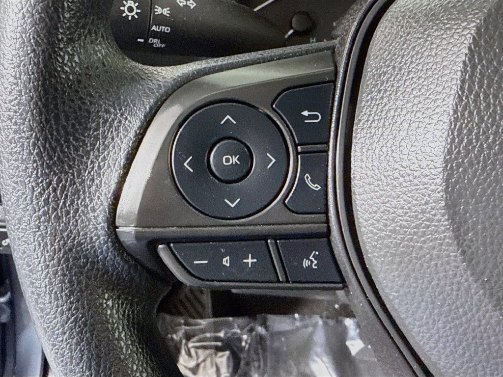 Used 2024 Toyota Corolla LE FWD image 13