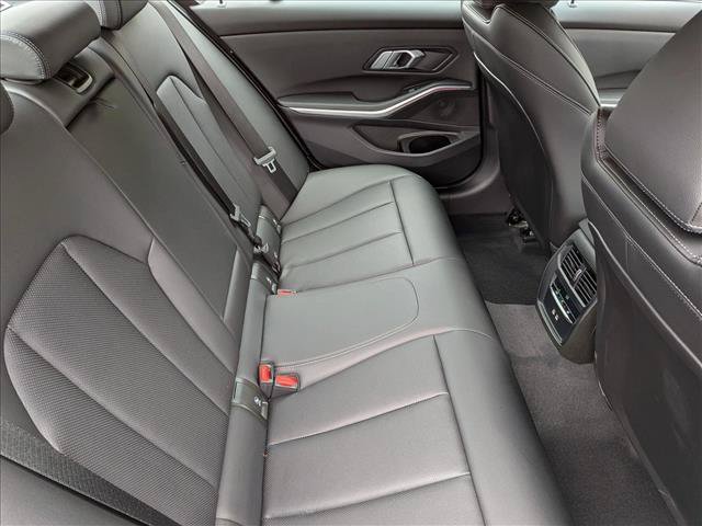 Used 2026 BMW 330i xDrive Sedan w/ Premium Package AWD/4WD image 21