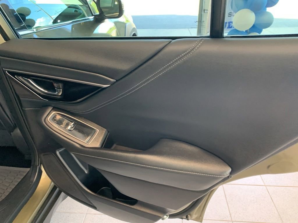 Used 2023 Subaru Outback Touring XT AWD/4WD image 19