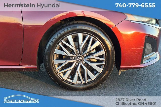 Used 2024 Nissan Altima 2.5 SV image 29