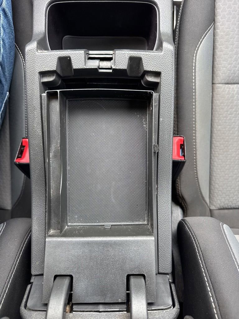 Used 2018 Ford Escape SE w/ SE Sync 3 Package image 34