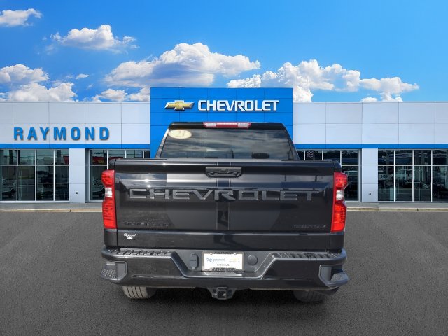 Used 2023 Chevrolet Silverado 1500 Custom w/ Rally Edition AWD/4WD image 4