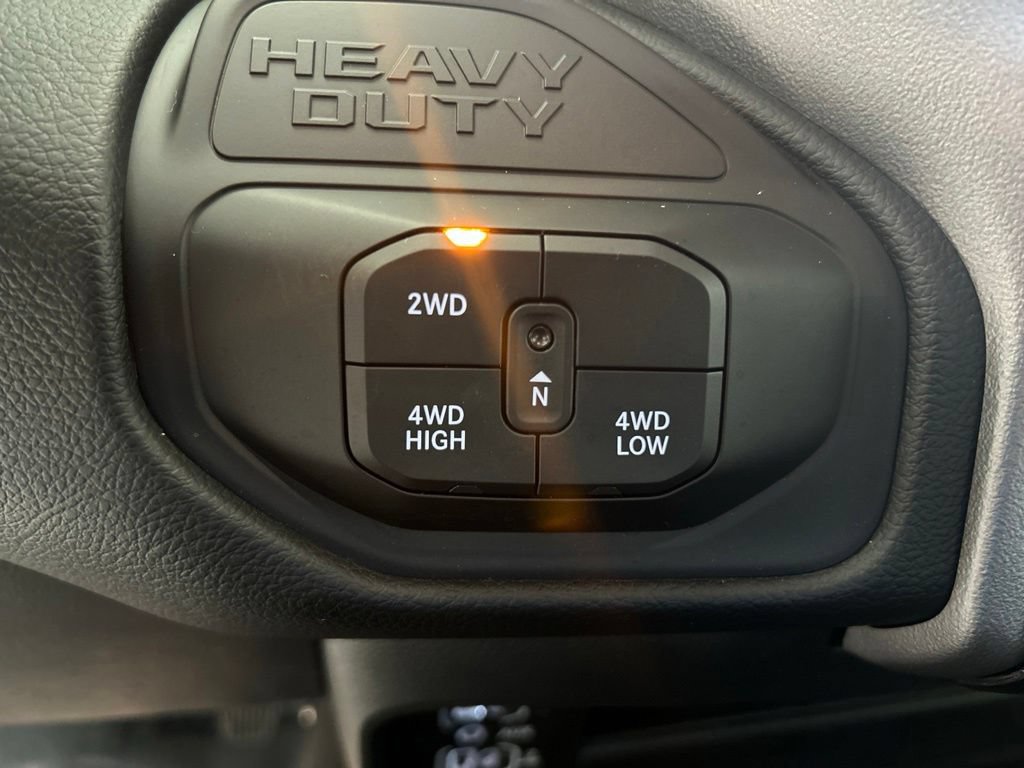 Used 2026 RAM 2500 Laramie AWD/4WD image 52