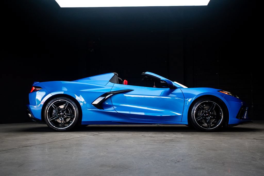 Used 2024 Chevrolet Corvette Stingray Preferred Conv w/ 2LT RWD image 11