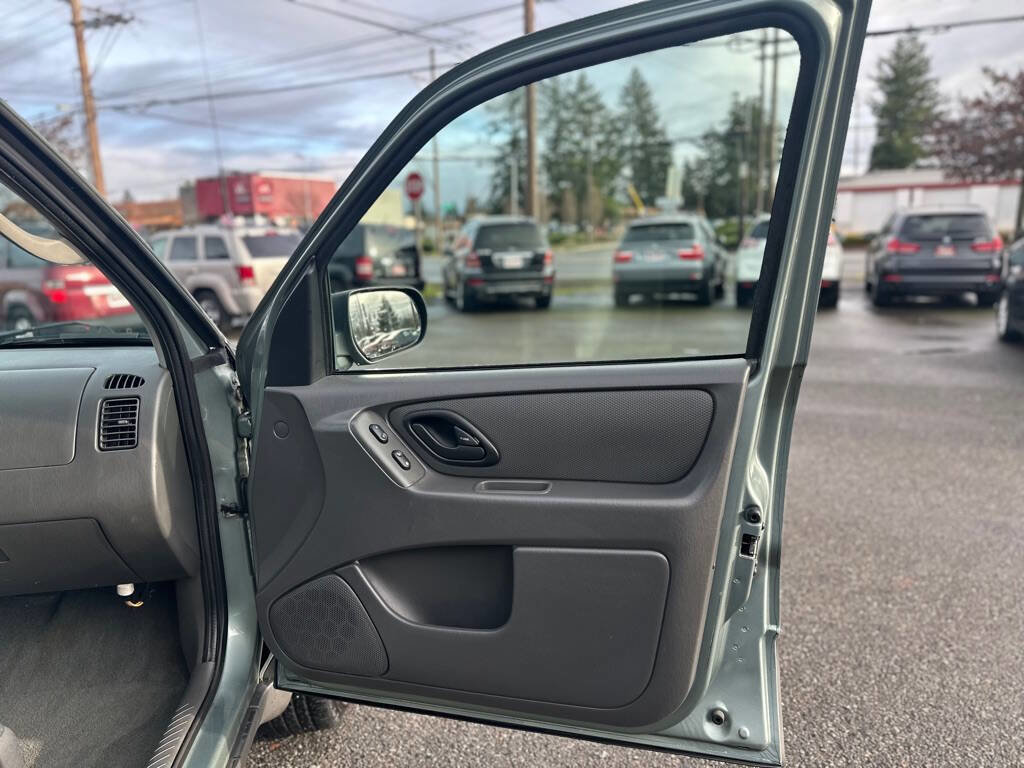 Used 2006 Ford Escape XLS image 20