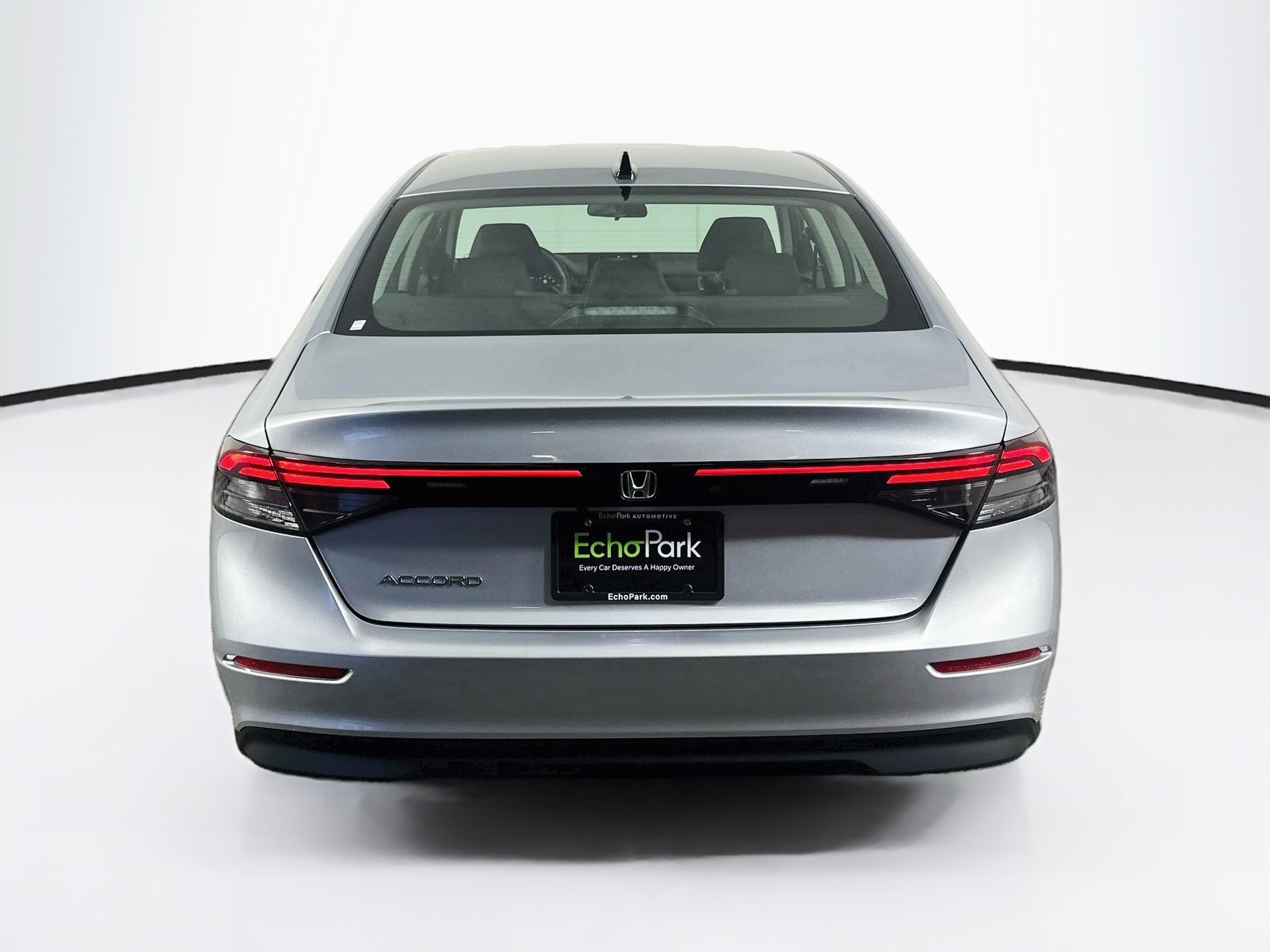 Used 2025 Honda Accord SE image 9