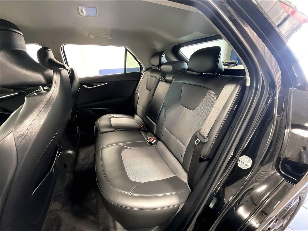Used 2025 Kia Niro Wind w/ Wind Preserve Package FWD image 15
