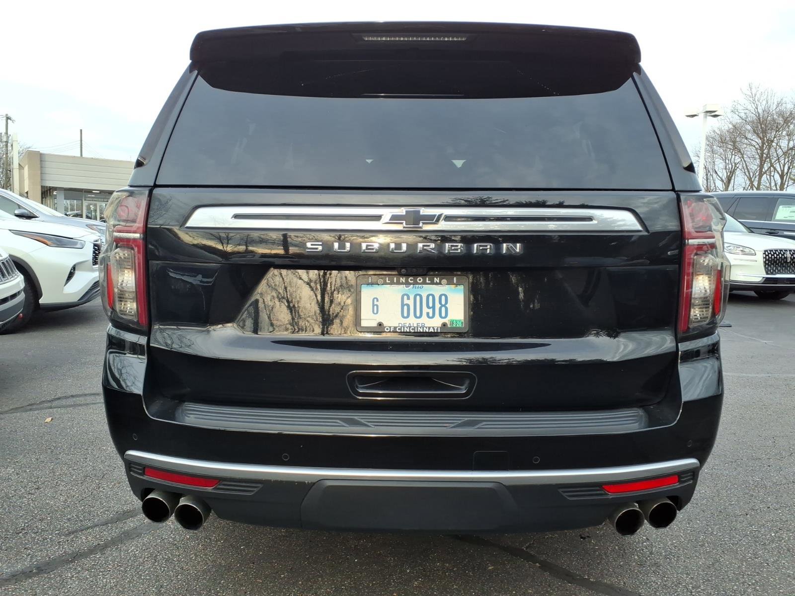 Used 2023 Chevrolet Suburban High Country AWD/4WD image 6
