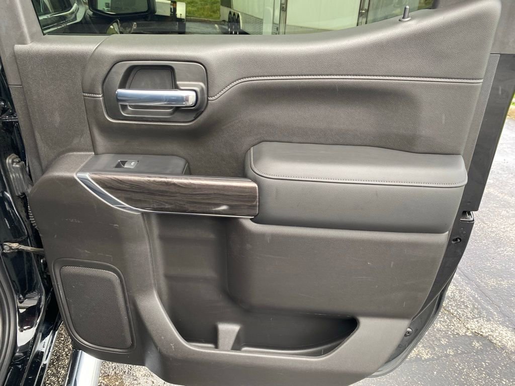 Used 2020 Chevrolet Silverado 1500 LTZ w/ LTZ Plus Package image 27