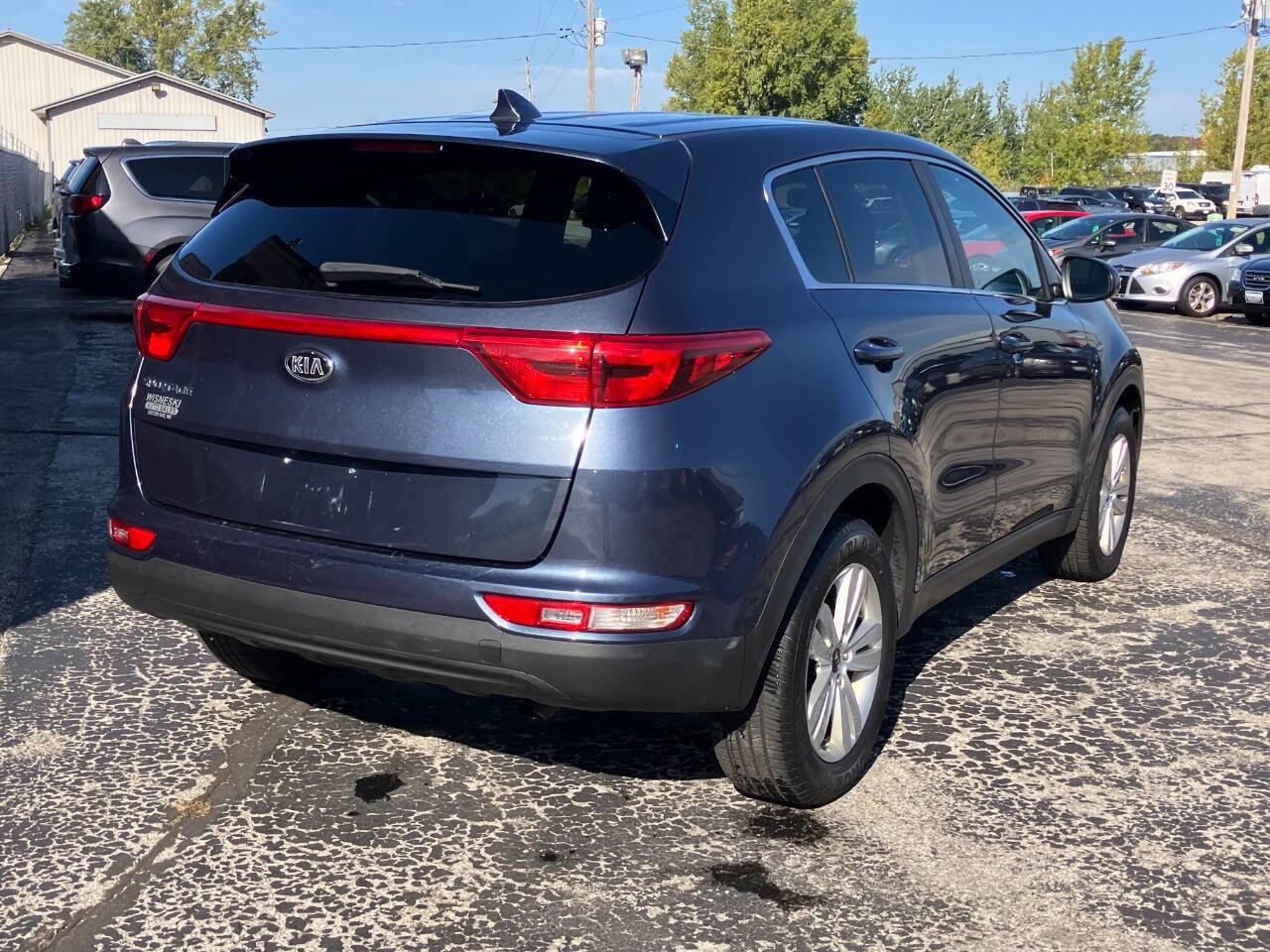 Used 2018 Kia Sportage LX image 3