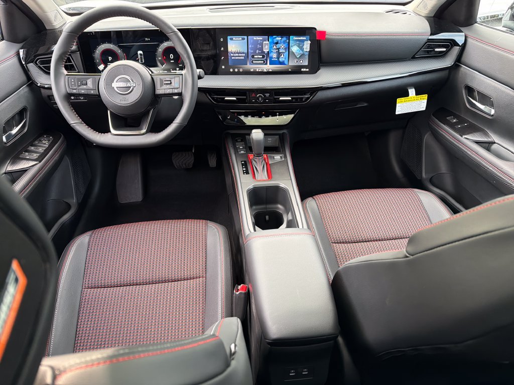 New 2026 Nissan Kicks SR w/ SR Premium Package FWD image 15