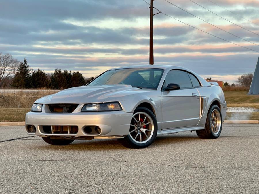 Used 2000 Ford Mustang GT RWD image 2