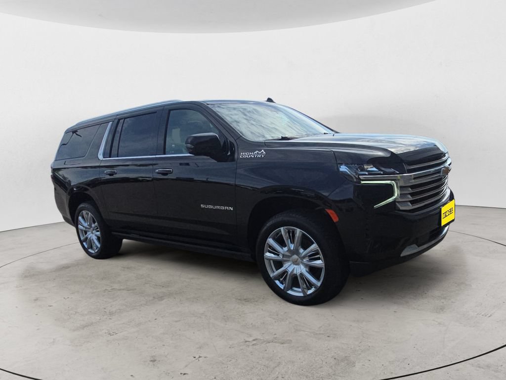 Certified 2024 Chevrolet Suburban High Country AWD/4WD image 3