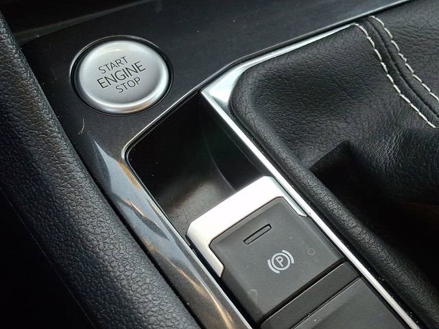 Used 2023 Volkswagen Tiguan SE AWD/4WD image 24