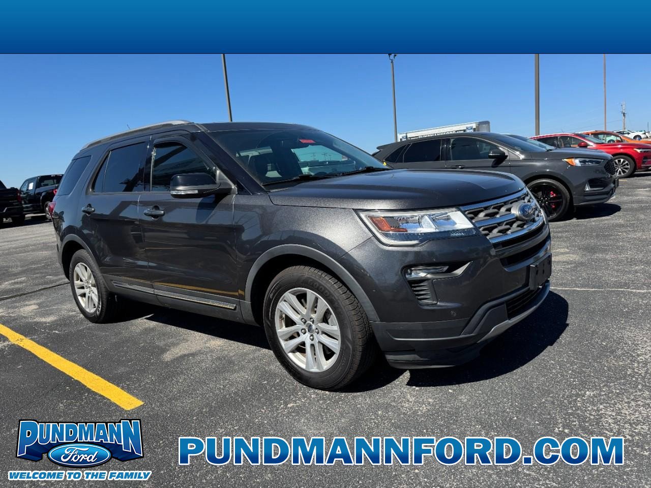 Used 2018 Ford Explorer XLT w/ Equipment Group 202A FWD image 1