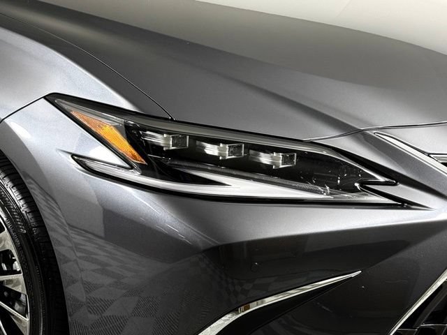 Used 2025 Lexus ES 350 Ultra Luxury w/ Accessory Package (Z2) FWD image 15