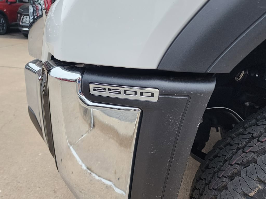 New 2026 GMC Sierra 2500 Pro w/ Convenience Package image 11