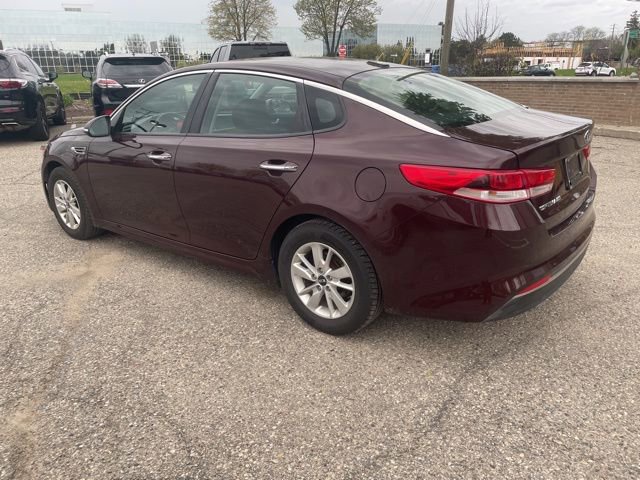 Used 2017 Kia Optima LX w/ Convenience Plus Package FWD image 3