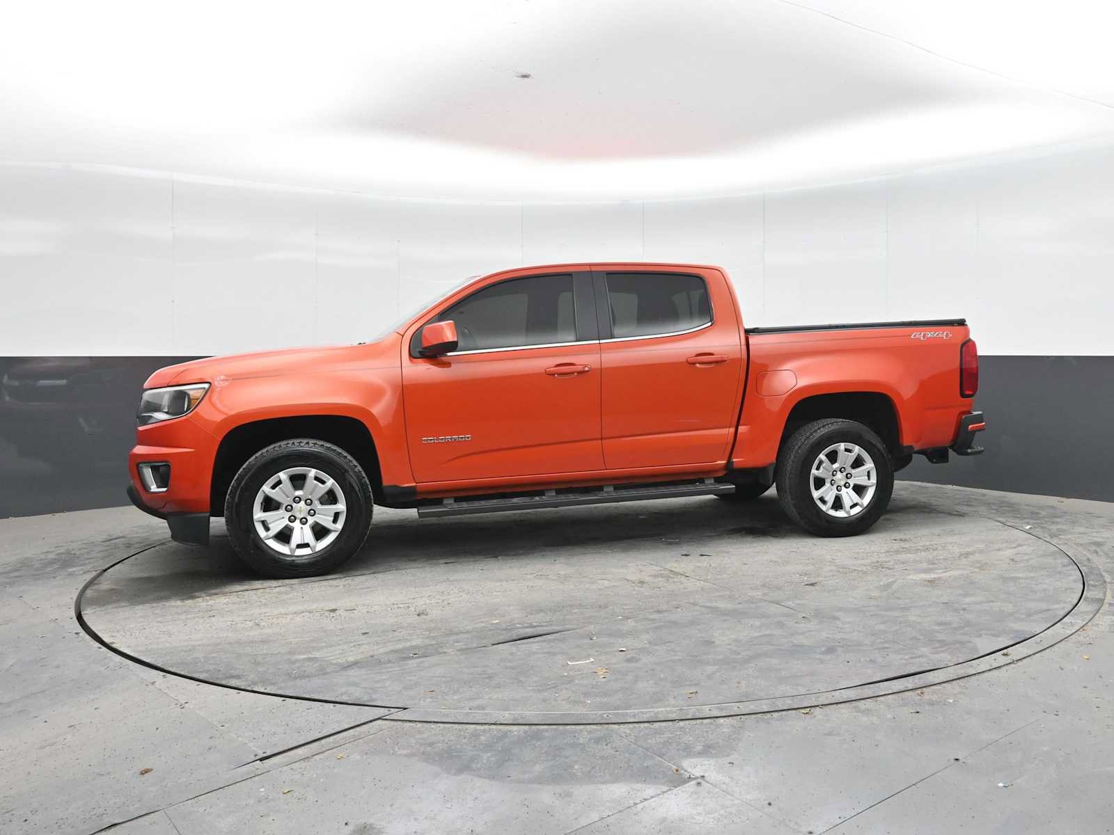 Used 2016 Chevrolet Colorado LT w/ LT Convenience Package AWD/4WD image 4