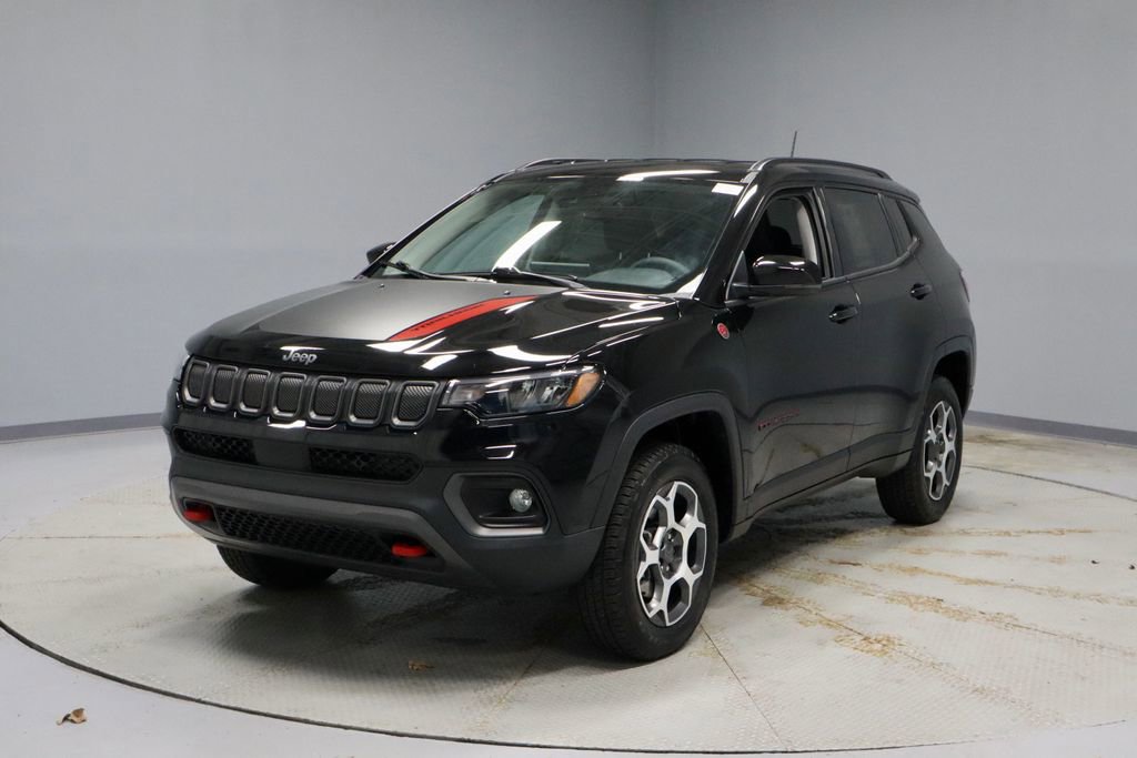 Used 2022 Jeep Compass Trailhawk image 6