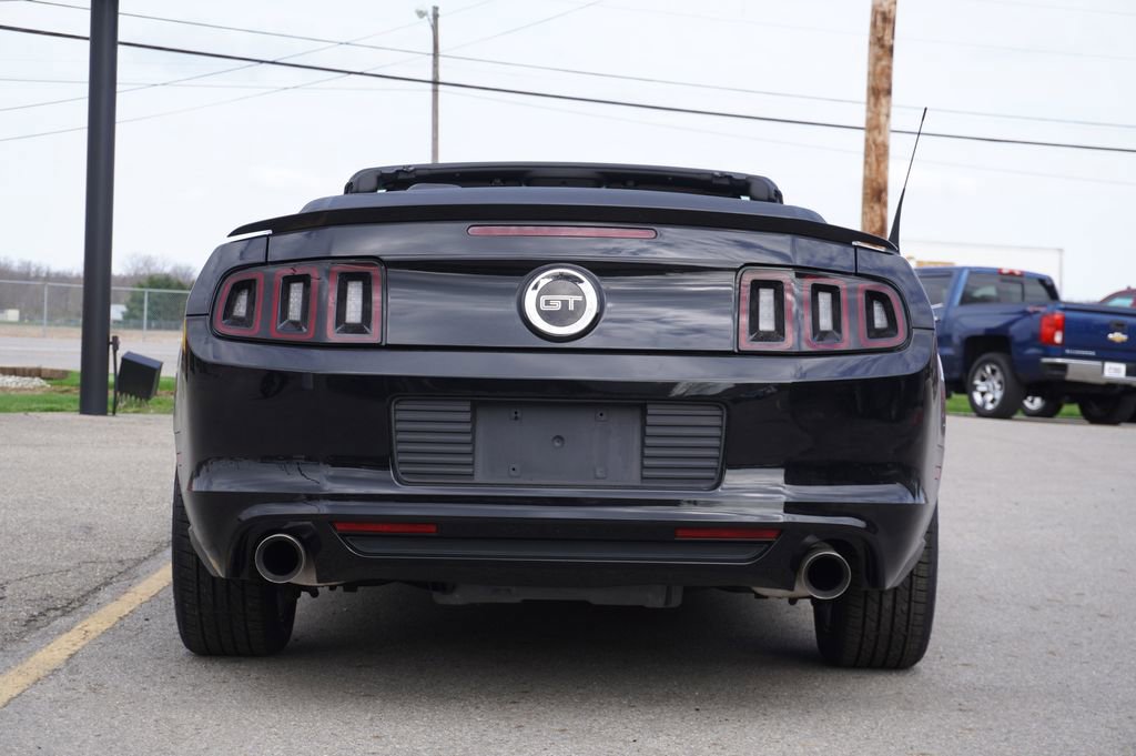 Used 2013 Ford Mustang GT image 6
