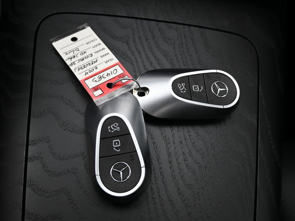 Used 2024 Mercedes-Benz E 350 4MATIC Sedan image 37