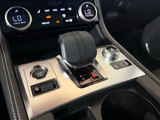 New 2026 Jaguar F-PACE R-Dynamic S image 19