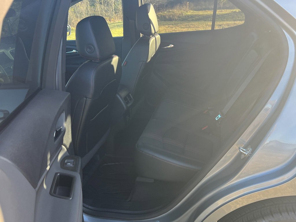 Certified 2023 Chevrolet Equinox RS w/ LPO, Floor Liner Package image 12