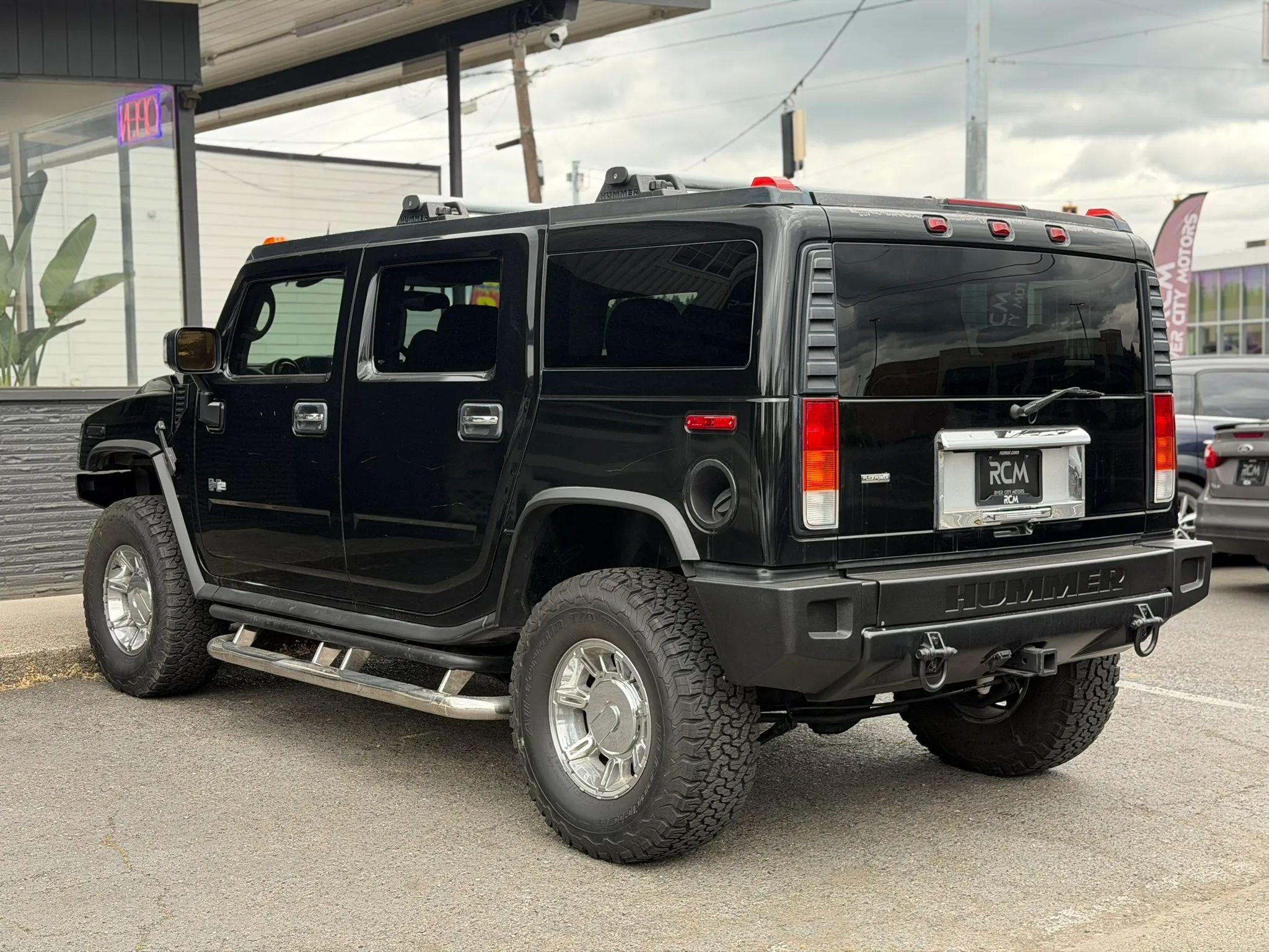 Used 2004 HUMMER H2 w/ Preferred Equipment Group AWD/4WD image 7