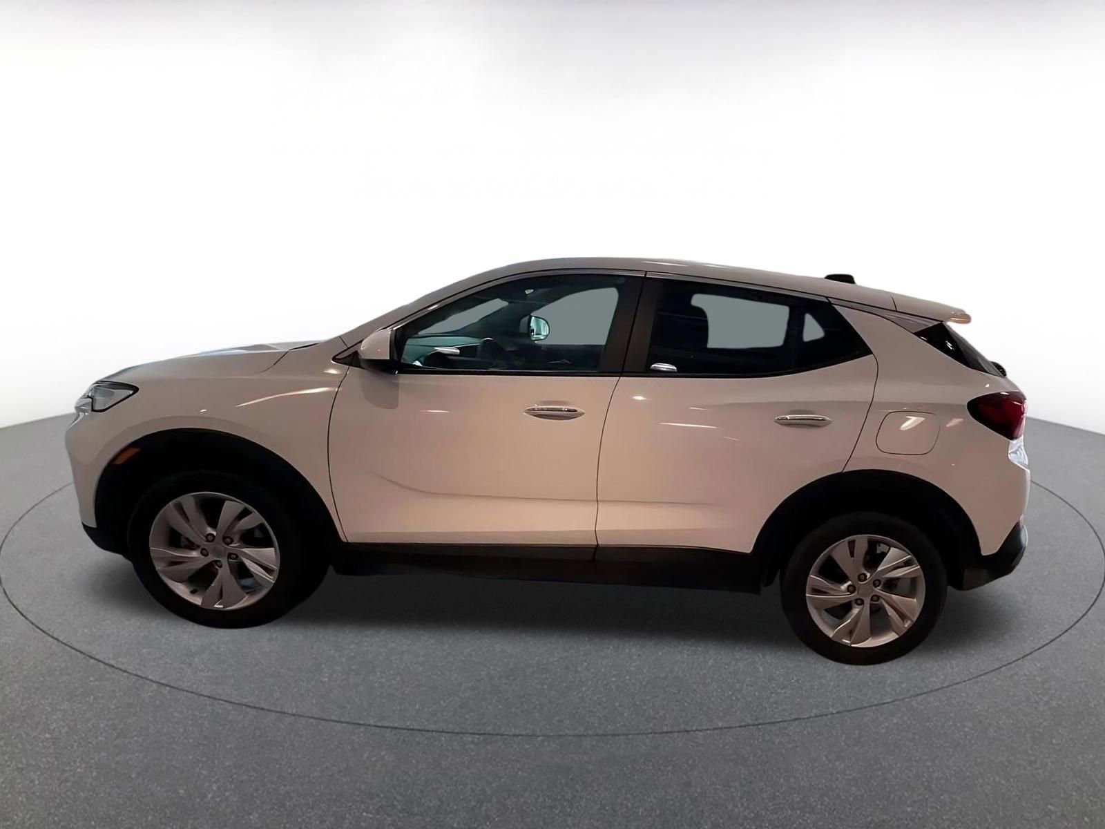 Used 2025 Buick Encore GX Preferred FWD image 8