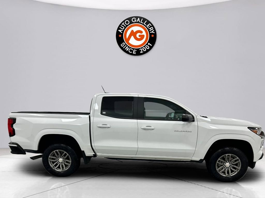 Used 2023 Chevrolet Colorado LT w/ LT Convenience Package image 8