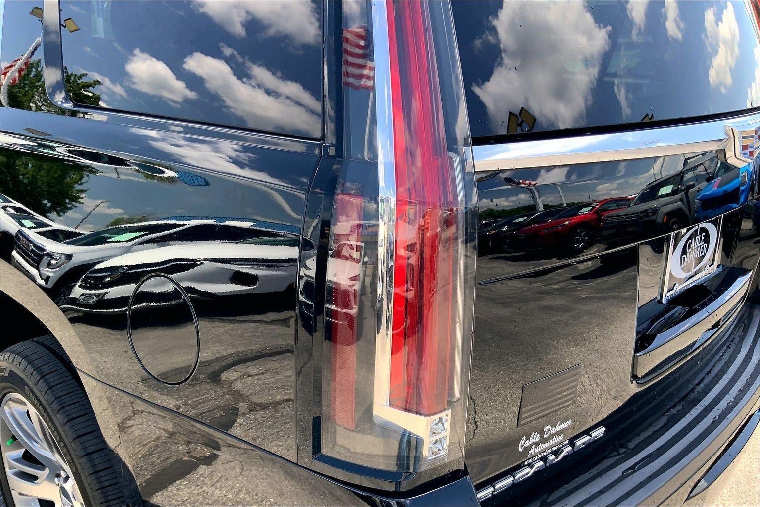 Used 2016 Cadillac Escalade Premium AWD/4WD image 25