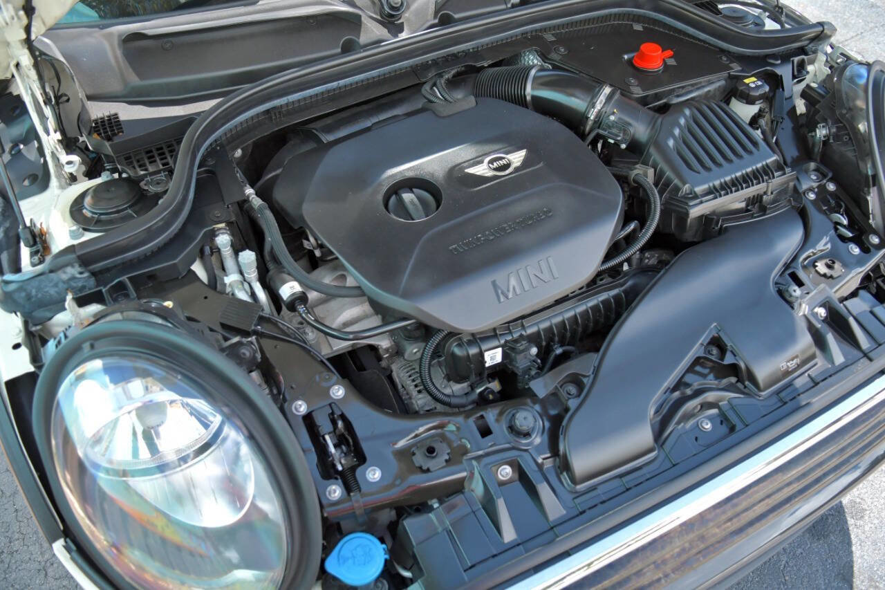 Used 2018 MINI Cooper Cooper 2dr Convertible image 19