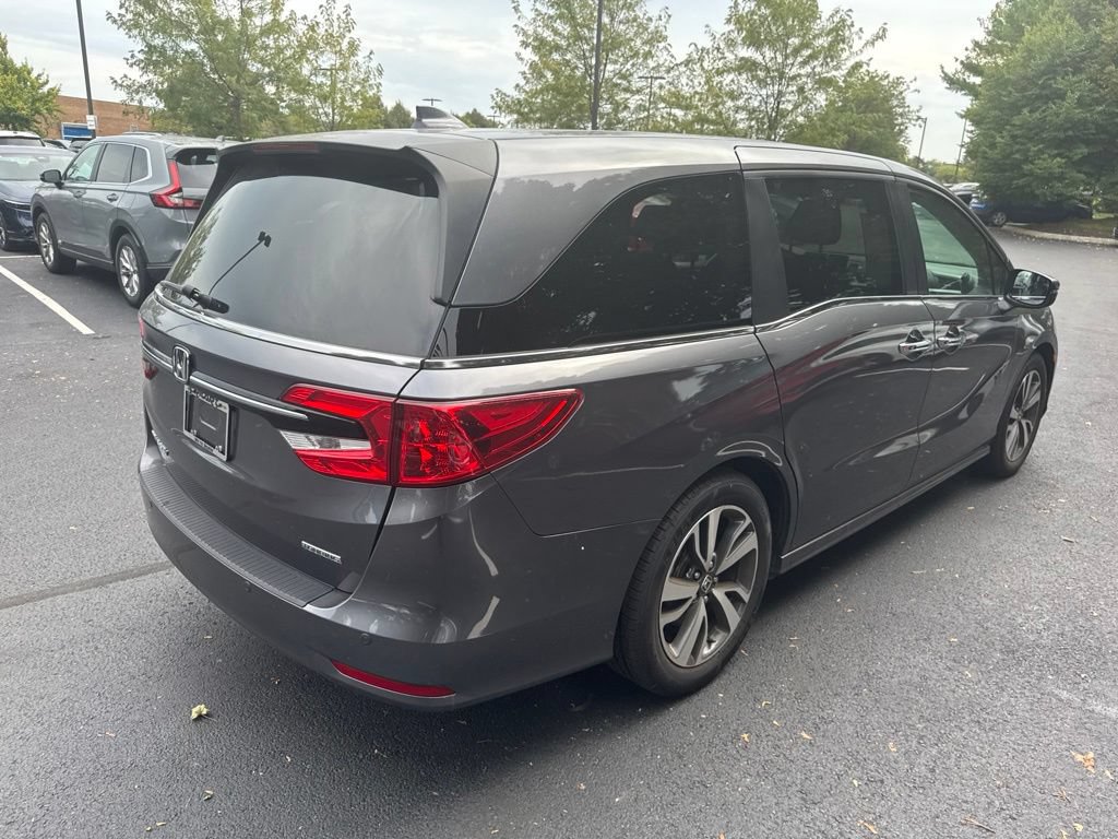 Certified 2024 Honda Odyssey Touring image 6