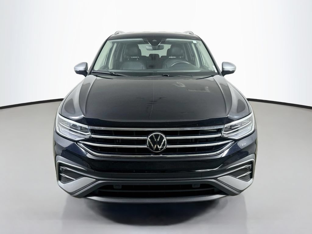 Used 2024 Volkswagen Tiguan SE FWD video 2