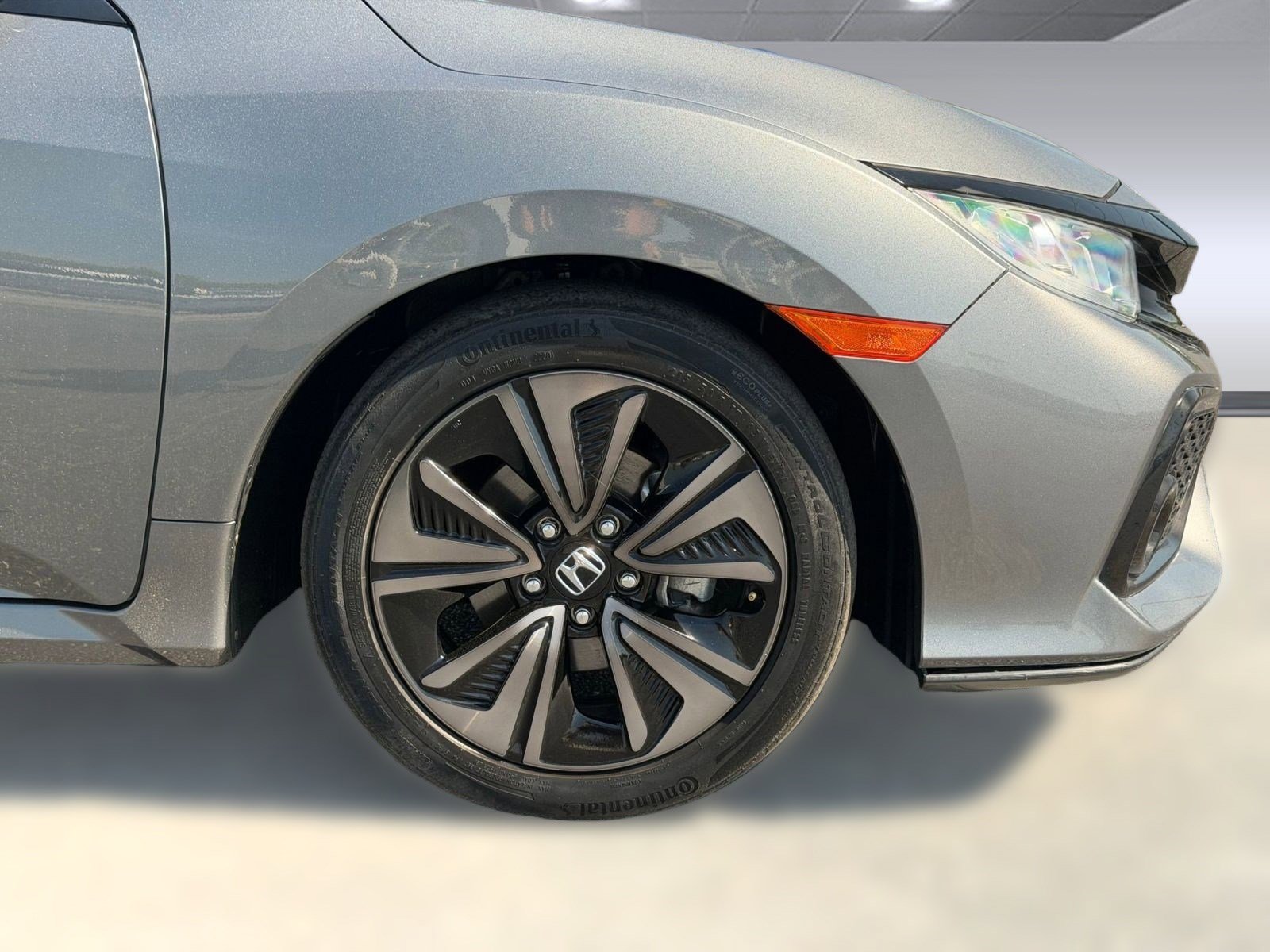 Used 2018 Honda Civic EX image 11