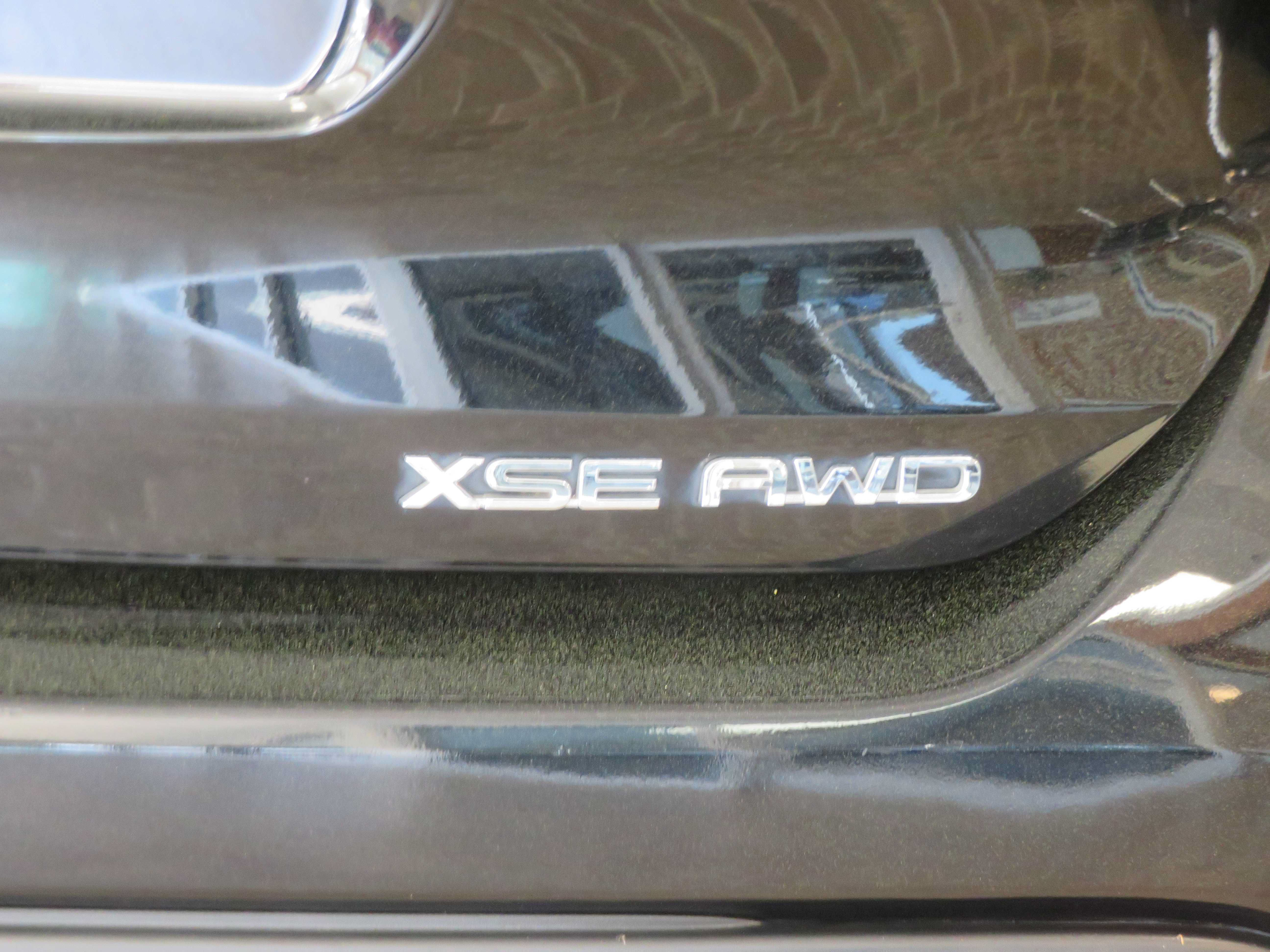 Used 2021 Toyota Highlander XSE AWD/4WD image 77