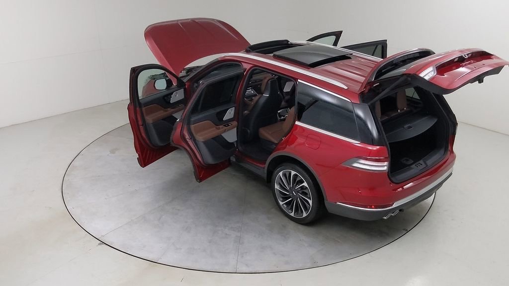 Used 2025 Lincoln Aviator Reserve w/ Equipment Group 201A image 54