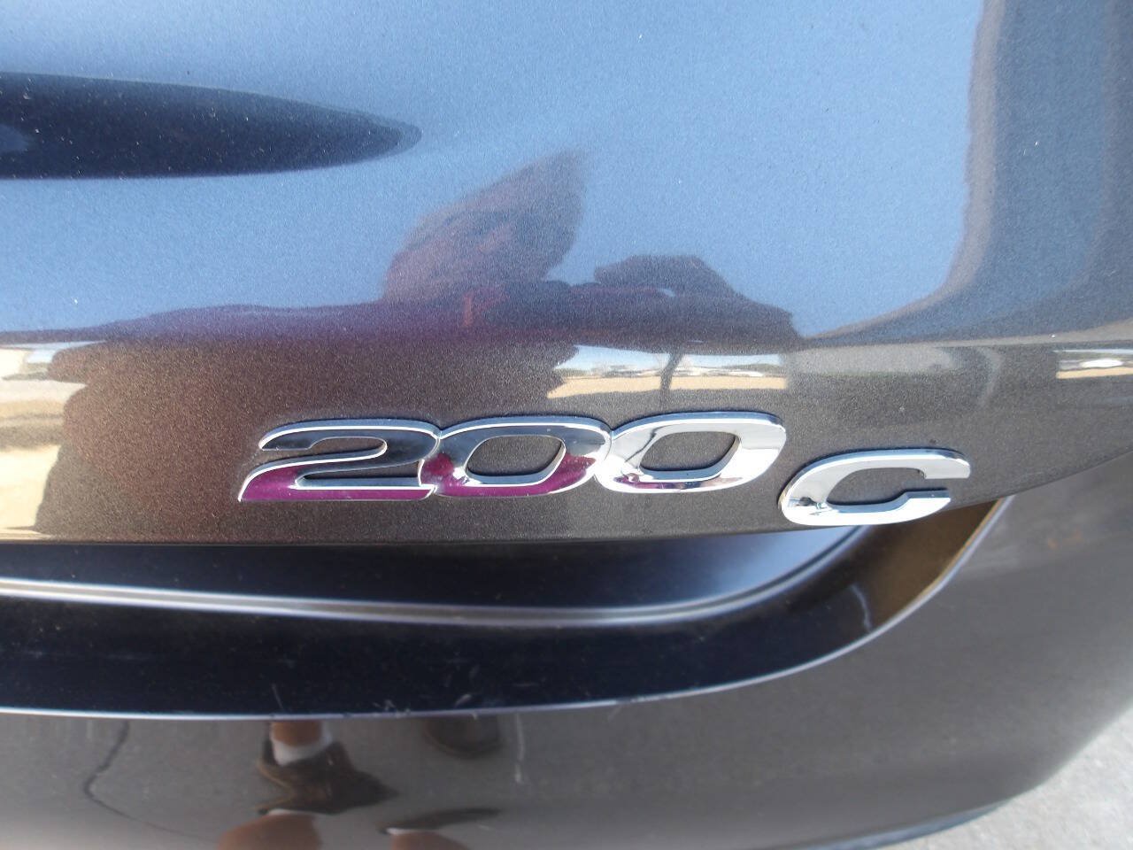 Used 2015 Chrysler 200 C FWD image 33
