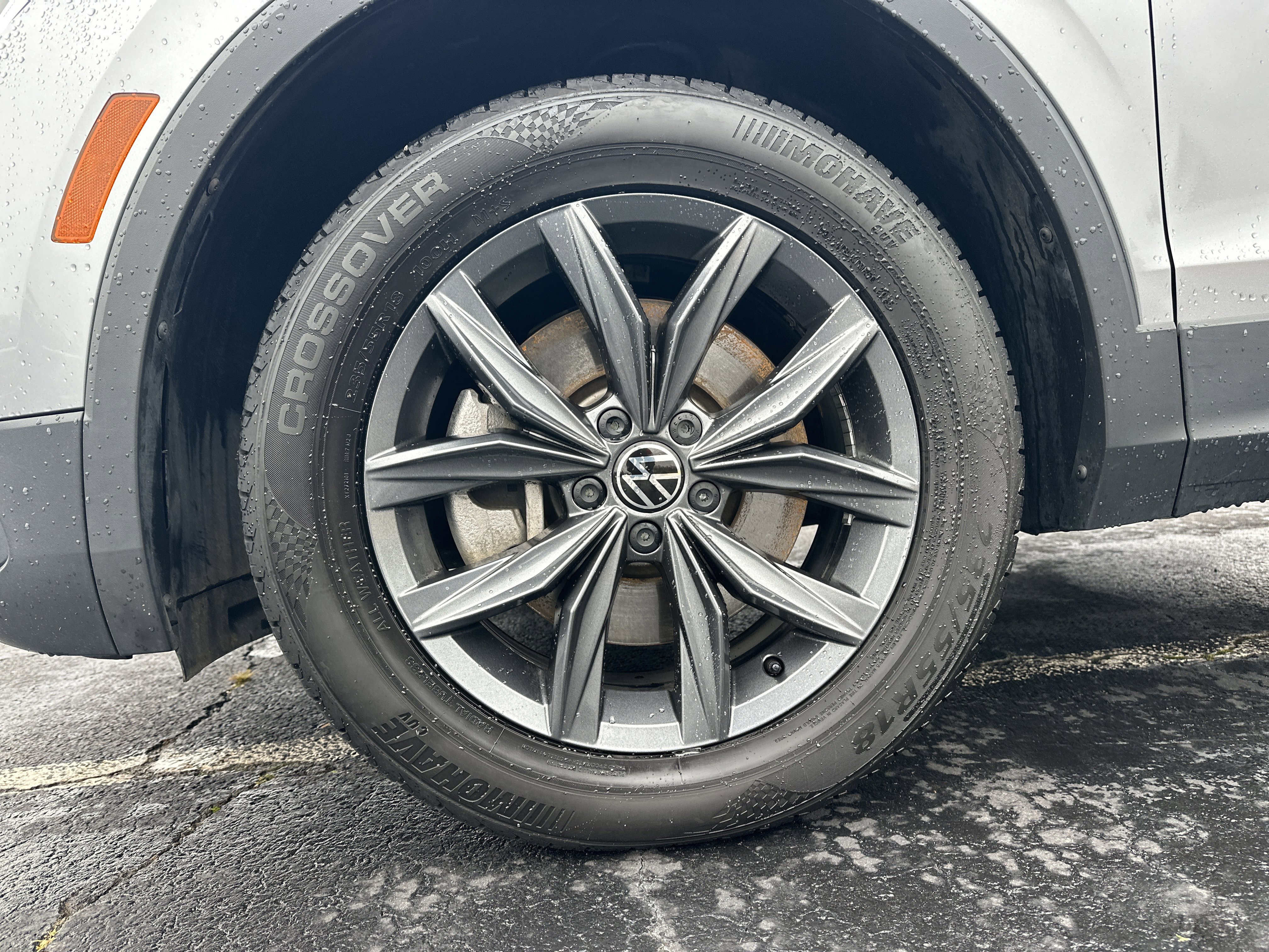 Used 2022 Volkswagen Tiguan SE image 12