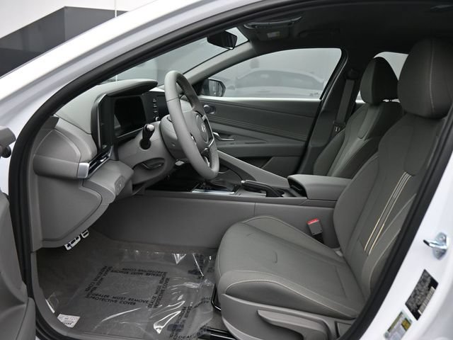 Certified 2026 Hyundai Elantra Sport FWD image 12