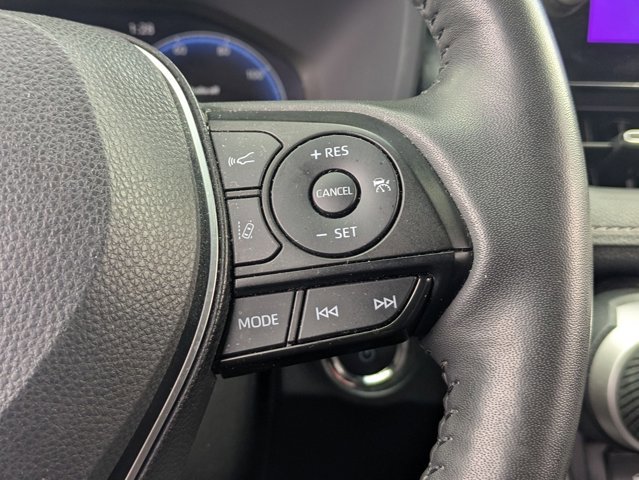 Used 2023 Toyota RAV4 Limited image 12