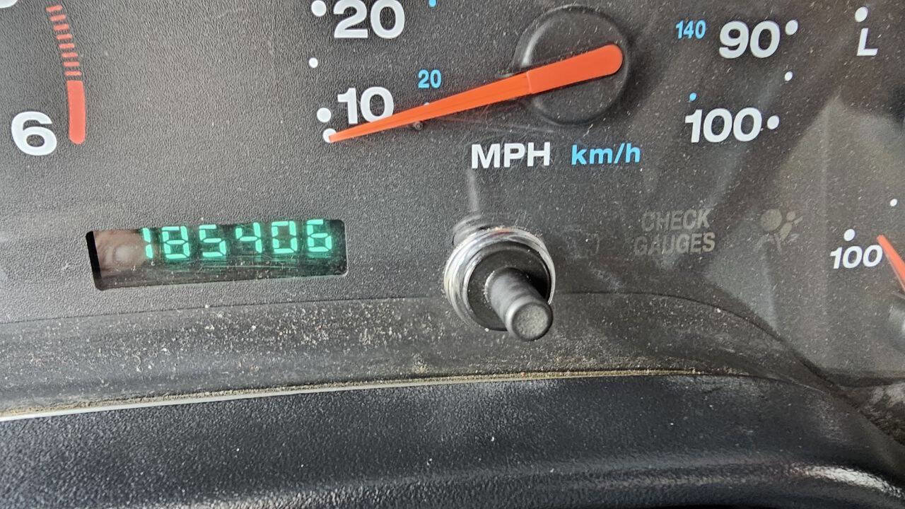 Used 2004 Jeep Wrangler SE image 7