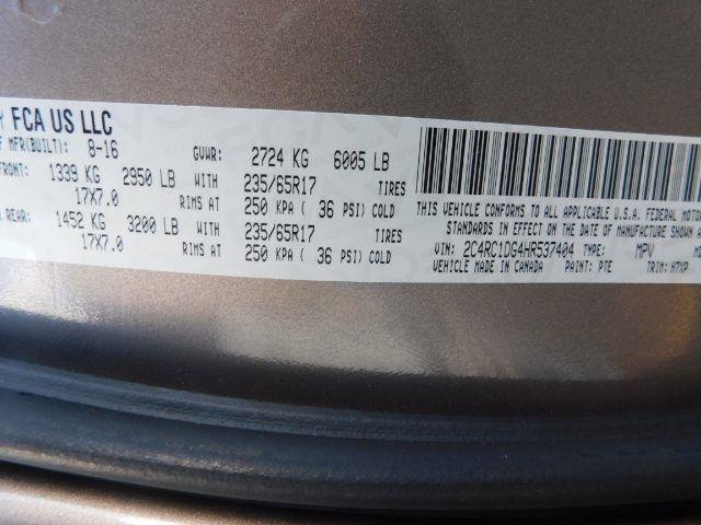 Used 2017 Chrysler Pacifica Touring image 17