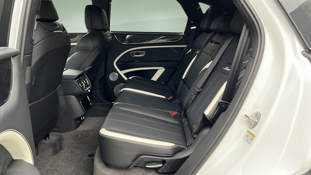 New 2026 Bentley Bentayga Speed AWD/4WD image 22