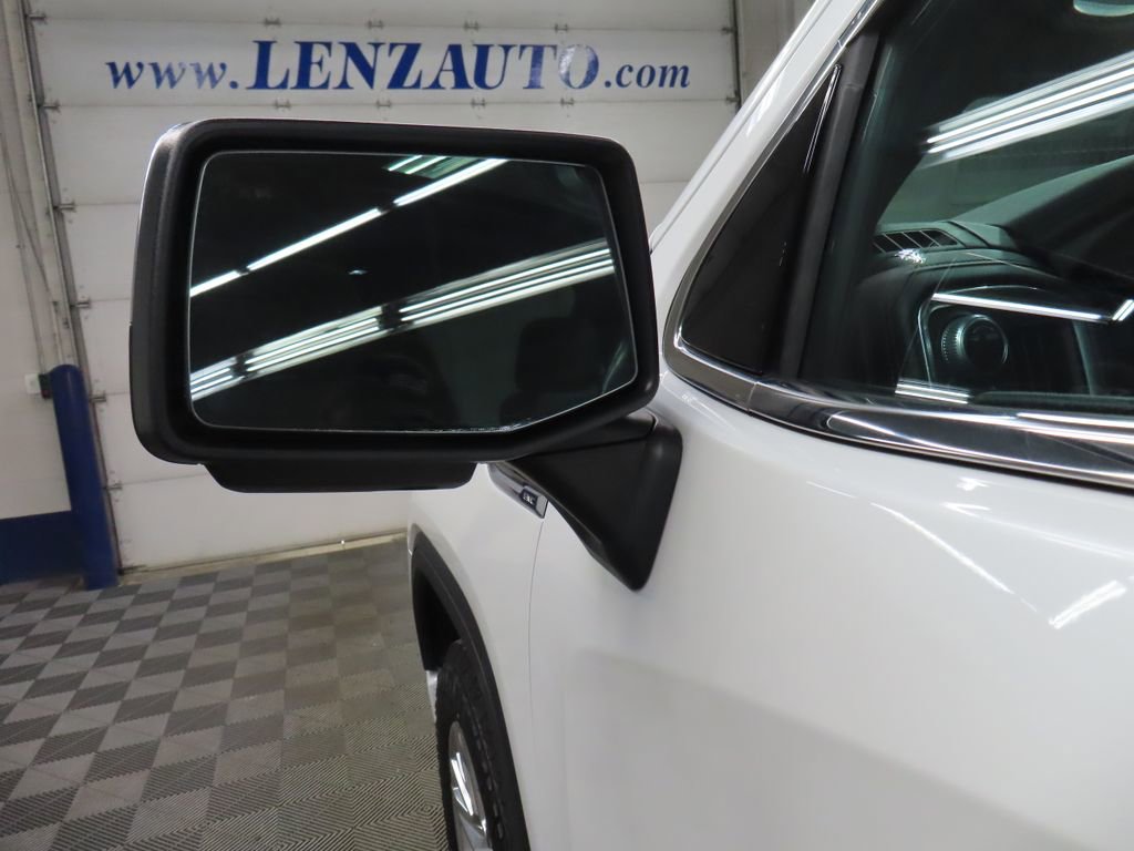 Used 2020 GMC Sierra 1500 Denali w/ Driver Alert Package II AWD/4WD image 70