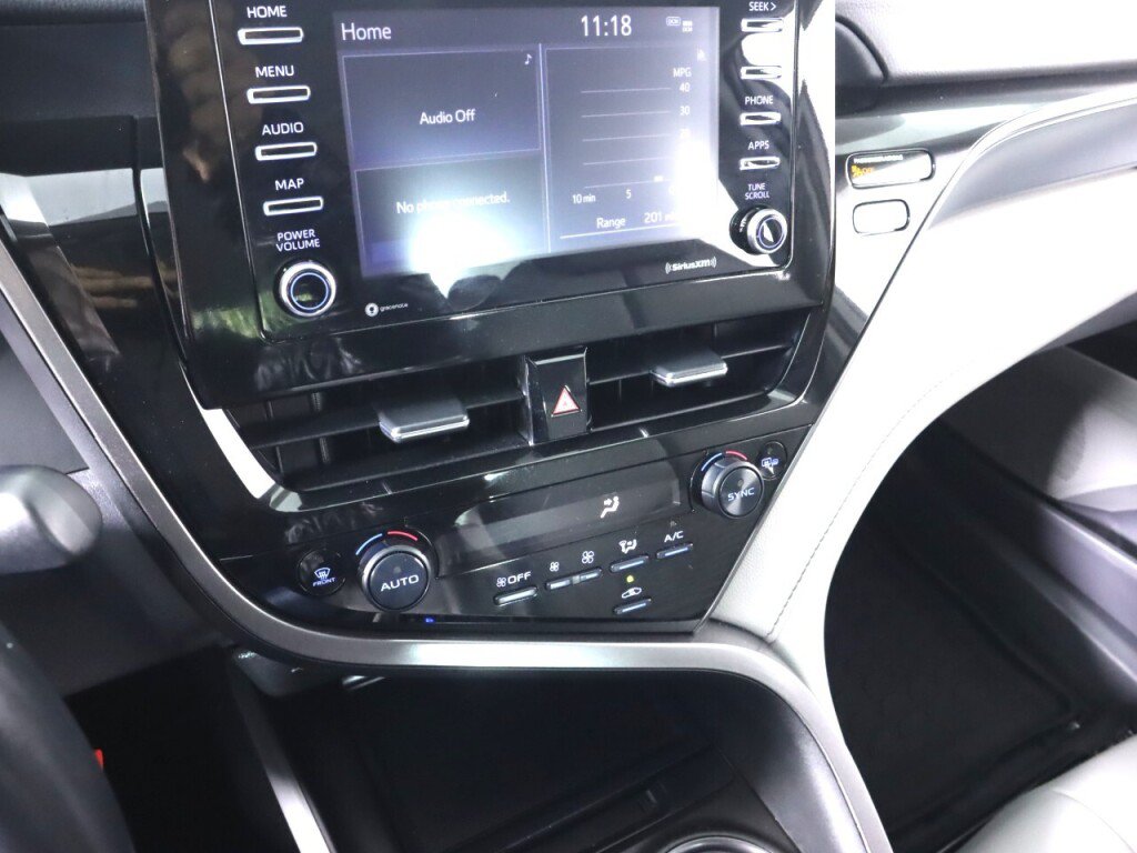 Used 2022 Toyota Camry SE FWD image 15
