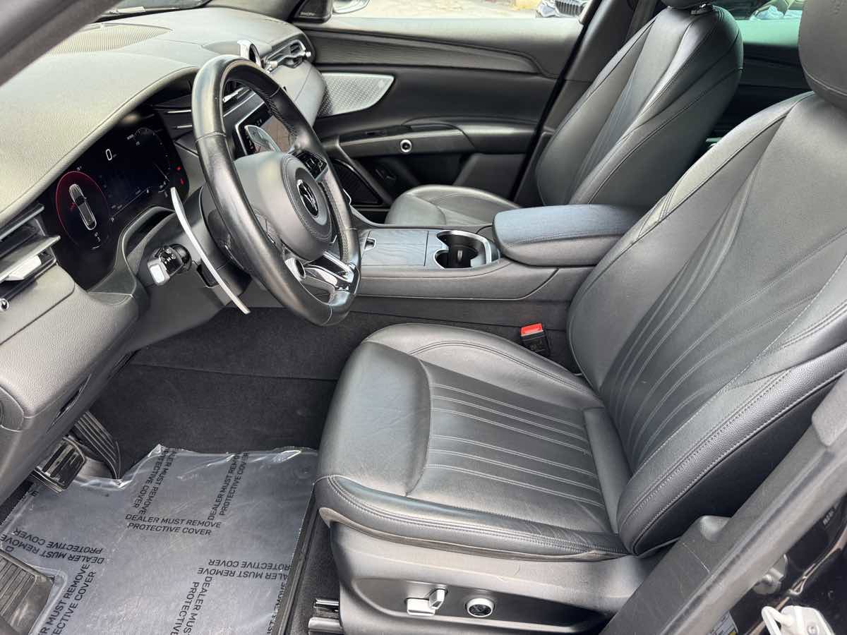 Used 2023 Maserati Grecale GT AWD/4WD image 27