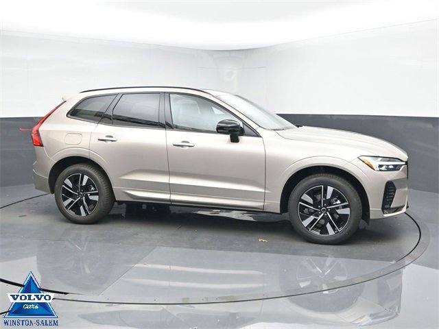 New 2026 Volvo XC60 B5 Core w/ Climate Package image 1